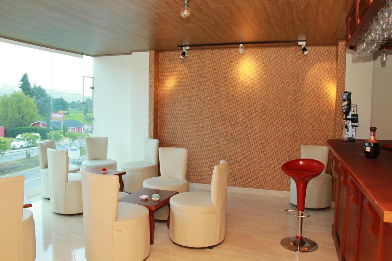 Hotel 80 Real Tenjo Esterno foto
