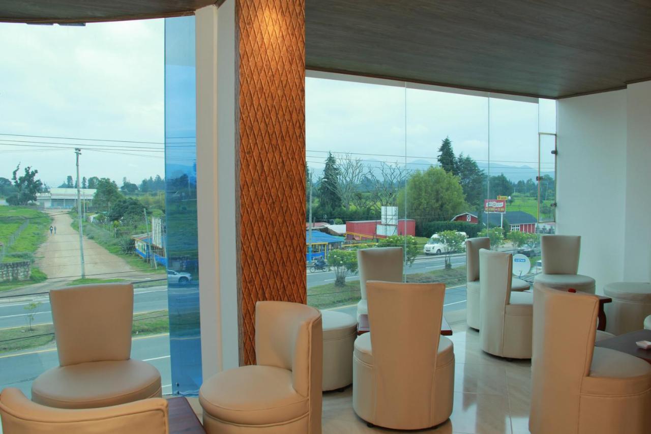 Hotel 80 Real Tenjo Esterno foto